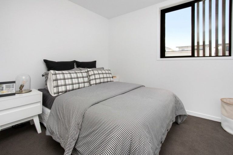 Photo of property in 4 Hobsonville Point Road, Hobsonville, Auckland, 0616