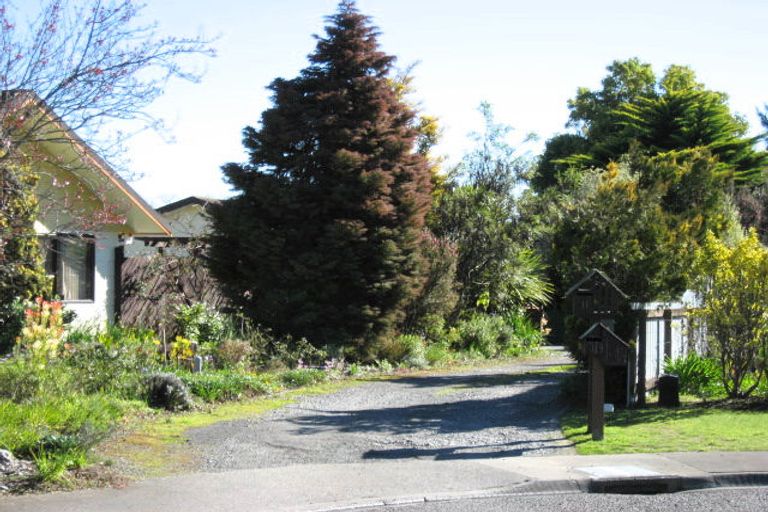 Photo of property in 11a Rush Place, Havelock North, 4130