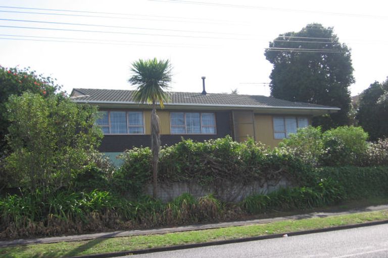 Photo of property in 127 Golf Road, Titirangi, Auckland, 0600