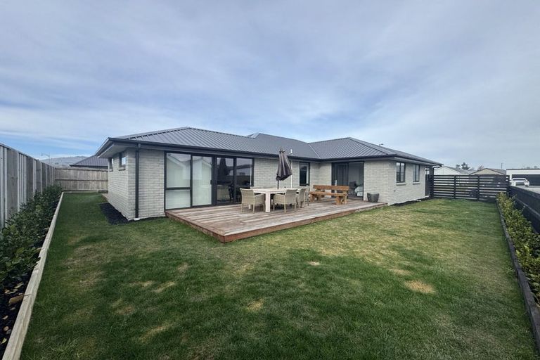 Photo of property in 6 Blackhill Place, Halswell, Christchurch, 8025