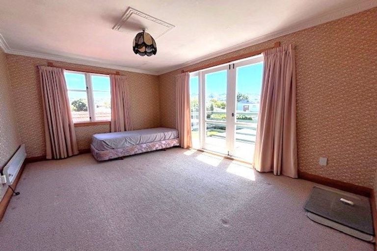 Photo of property in 185 Knights Road, Hutt Central, Lower Hutt, 5011