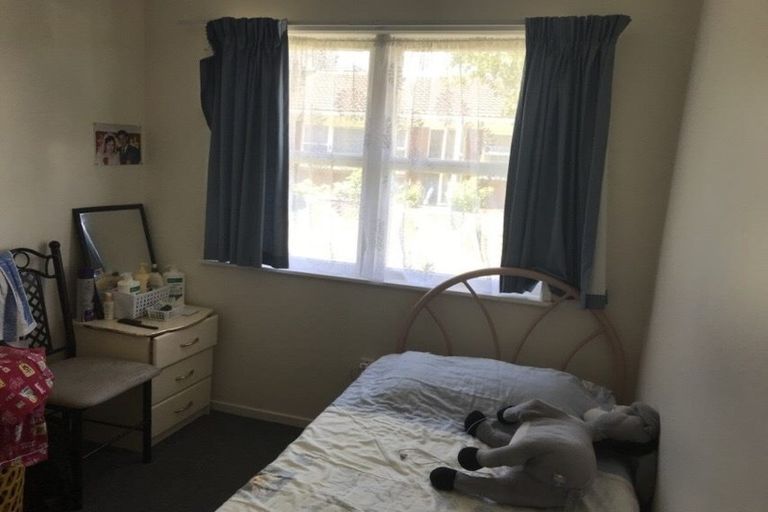 Photo of property in 112 Great South Road, Manurewa, Auckland, 2102