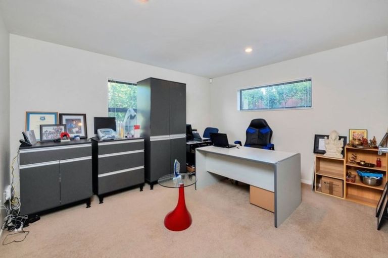 Photo of property in 17 Leafield Crescent, Henderson, Auckland, 0612
