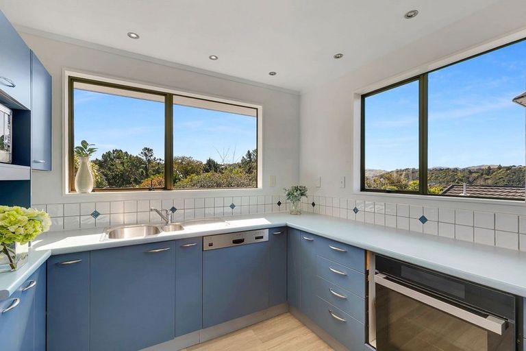 Photo of property in 21 The Mainsail, Whitby, Porirua, 5024