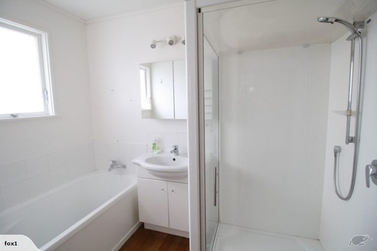 Photo of property in 10 Astor Street, Karori, Wellington, 6012