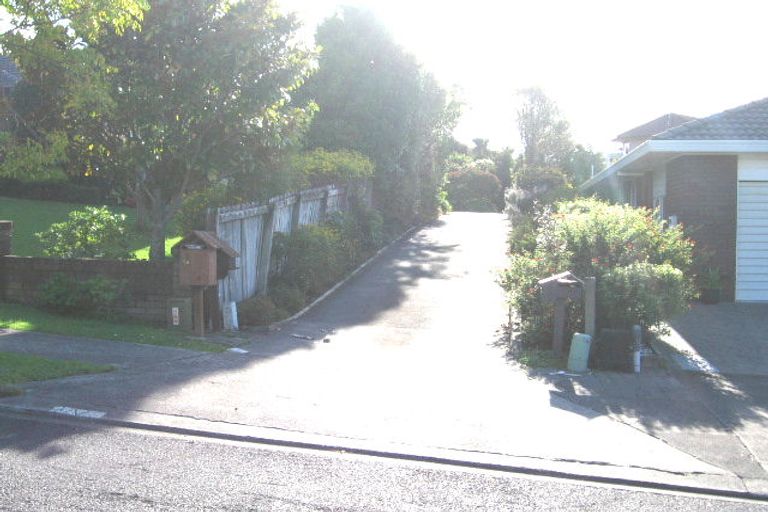 Photo of property in 1/5 Perendale Close, Somerville, Auckland, 2014