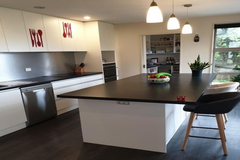 Photo of property in 24 Cresswell Place, Johnsonville, Wellington, 6037