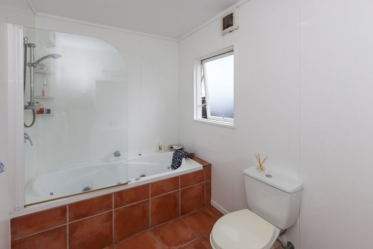 Photo of property in 241 Manly Street, Paraparaumu Beach, Paraparaumu, 5032