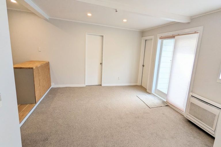 Photo of property in 28f1 Henry Street, Kilbirnie, Wellington, 6022