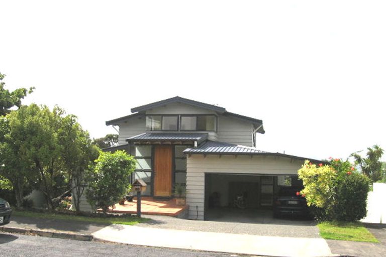 Photo of property in 80 Parr Terrace, Castor Bay, Auckland, 0620