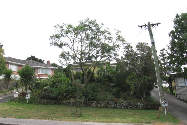 Photo of property in 1/30 Eskdale Road, Birkdale, Auckland, 0626