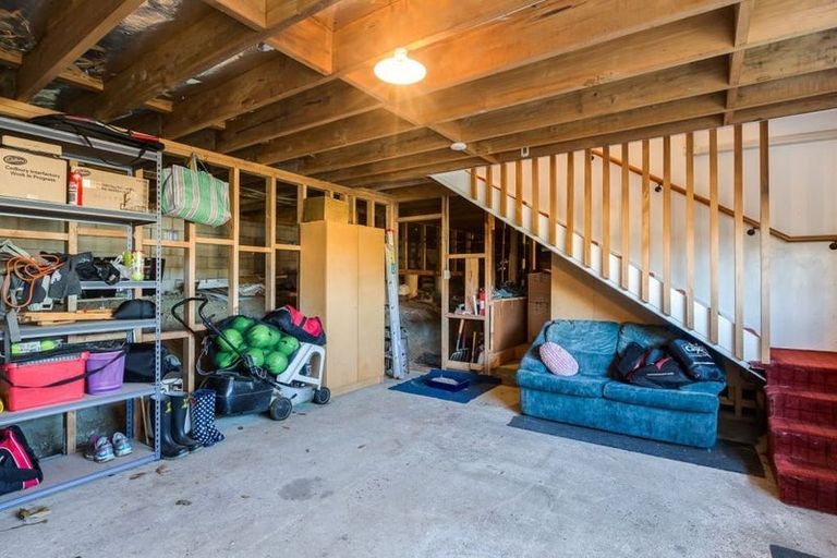 Photo of property in 22 Preston Crescent, Belleknowes, Dunedin, 9011