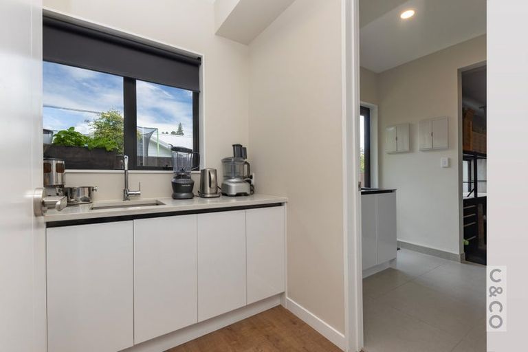 Photo of property in 1 Duchess Way, Riverhead, 0820