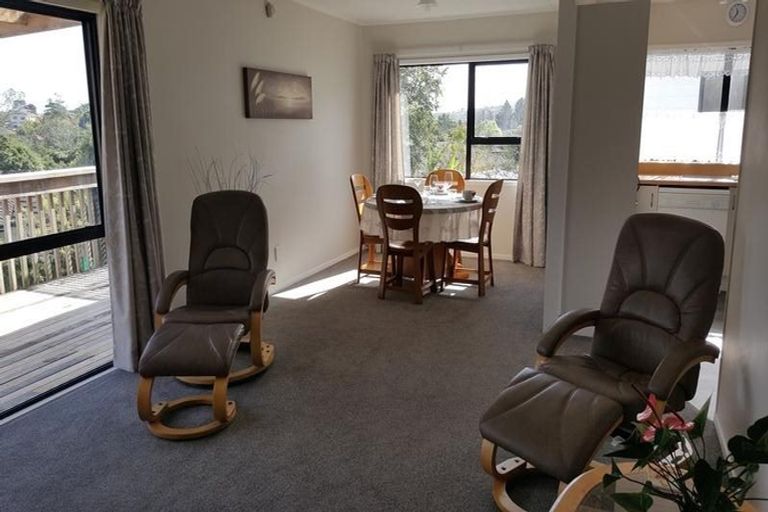 Photo of property in 28 Moire Road, Massey, Auckland, 0614