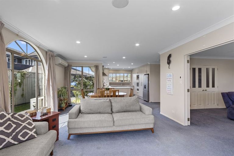 Photo of property in 51 Glasnevin Drive, Casebrook, Christchurch, 8051