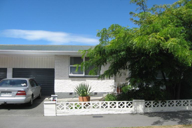 Photo of property in 1/1 Coles Place, St Albans, Christchurch, 8014
