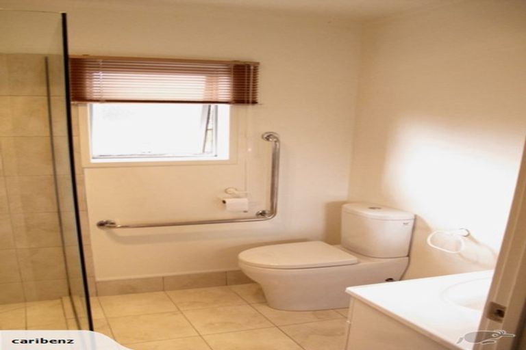 Photo of property in 2 Mayfair Close, Whitianga, 3510