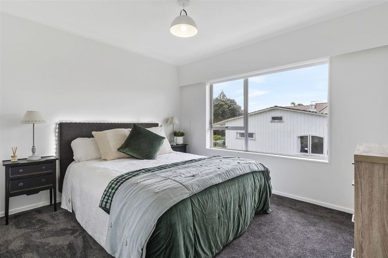 Photo of property in 116 Clovelly Road, Bucklands Beach, Auckland, 2012