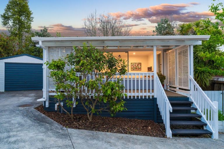 Photo of property in 99a/3 View Road, Sunnyvale, Auckland, 0612