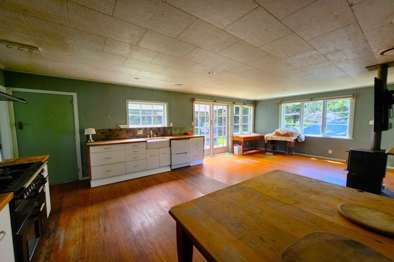 Photo of property in 137 Opouteke Road, Kaihu, Dargaville, 0379