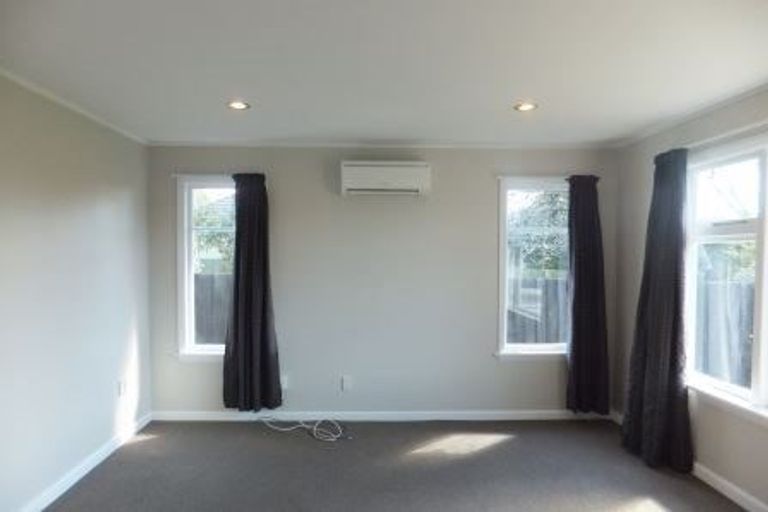 Photo of property in 38 Moreland Avenue, Papanui, Christchurch, 8053