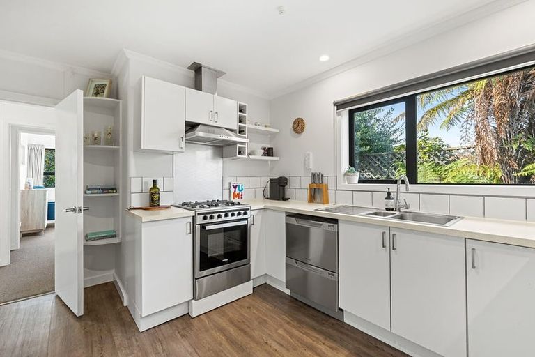 Photo of property in 49 Claridges Road, Casebrook, Christchurch, 8051