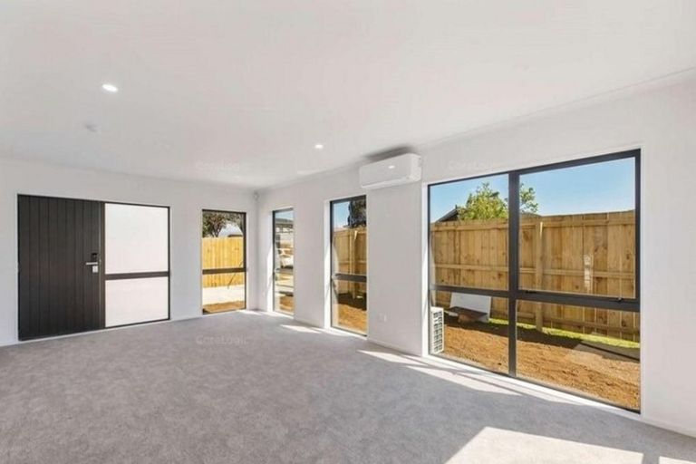 Photo of property in 184b Mahia Road, Wattle Downs, Auckland, 2103