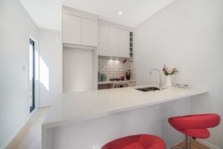 Photo of property in 14 Tetekura Street, Takanini, 2110