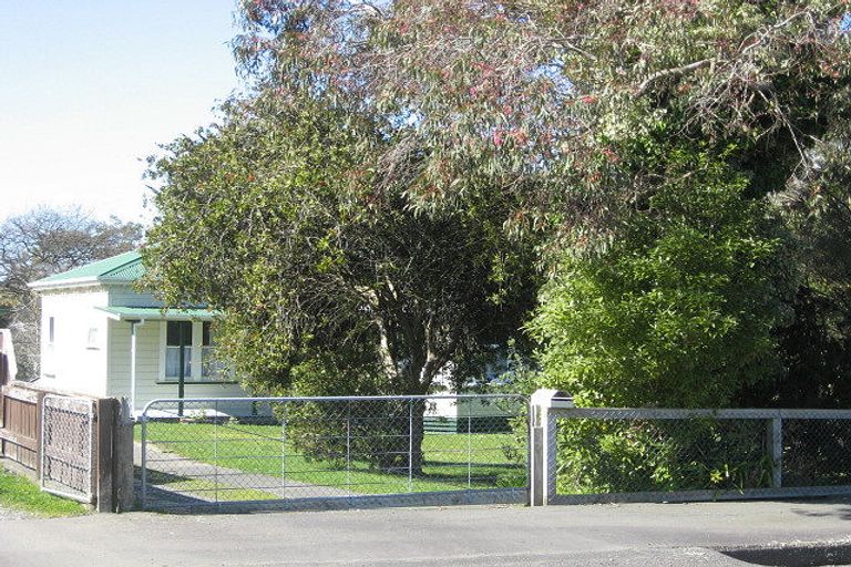 Photo of property in 8 Ngareta Street, Marton, 4710