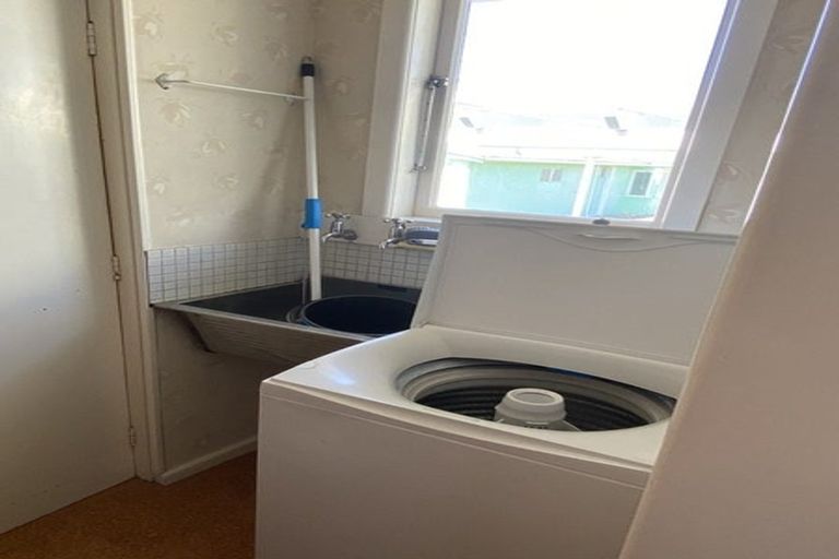 Photo of property in 7 Bowling Road, Greenmeadows, Napier, 4112