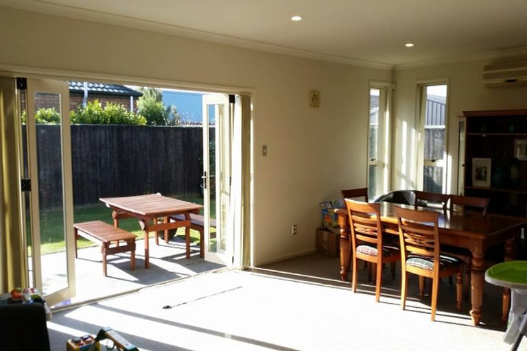 Photo of property in 14 Kohi Drive, Parklands, Christchurch, 8083
