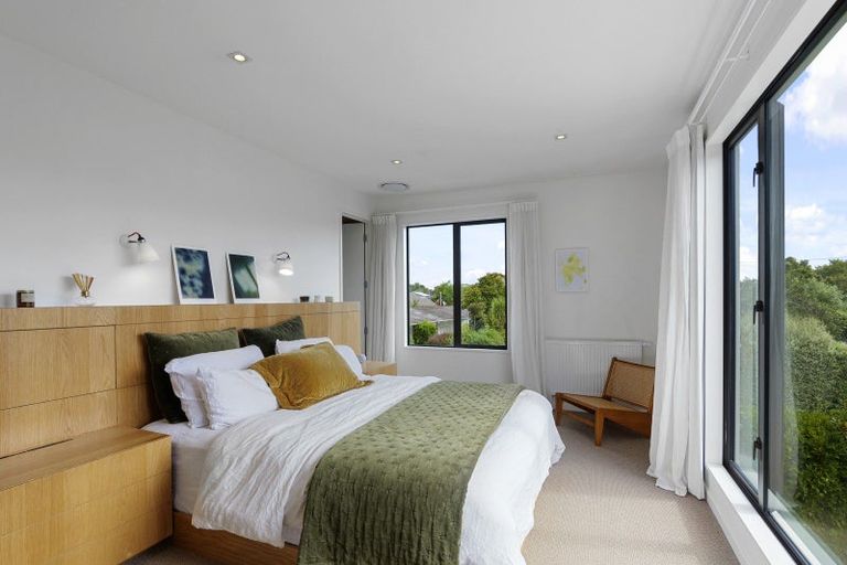 Photo of property in 93 Mays Road, St Albans, Christchurch, 8052