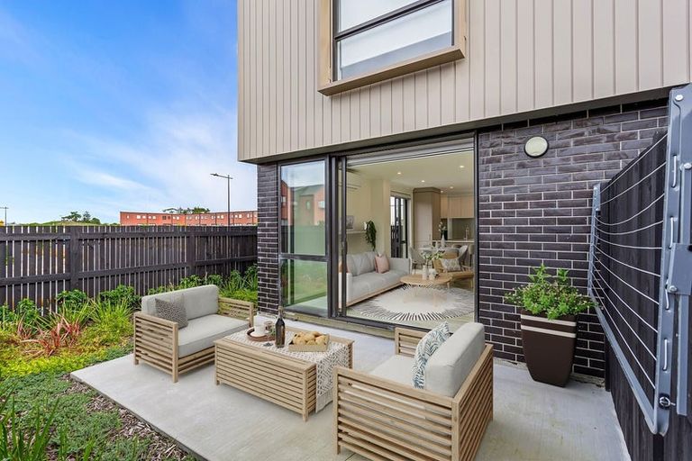 Photo of property in 66 Te Tihi Street, Wiri, 2104