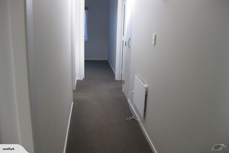 Photo of property in 27 Huntleigh Park Way, Ngaio, Wellington, 6035