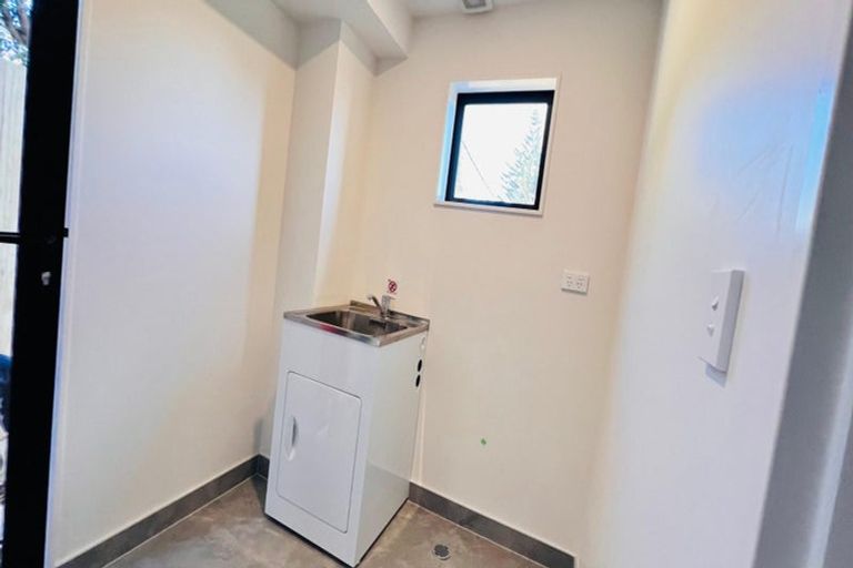 Photo of property in 1/241 Don Buck Road, Massey, Auckland, 0614