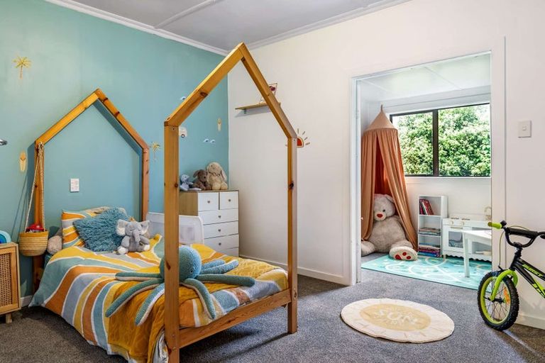 Photo of property in 120 Derby Street, Westport, 7825