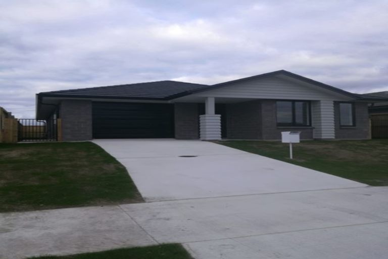 Photo of property in 20 Tamapahore Boulevard, Papamoa Beach, Papamoa, 3118