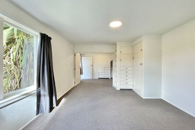 Photo of property in 14 Terawhiti Terrace, Karori, Wellington, 6012