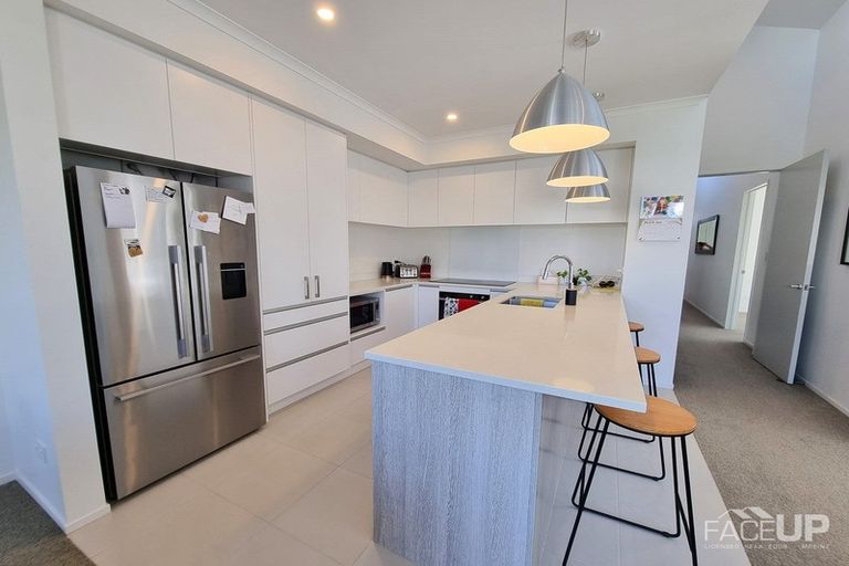 Photo of property in 16 Mapou Road, Hobsonville, Auckland, 0618