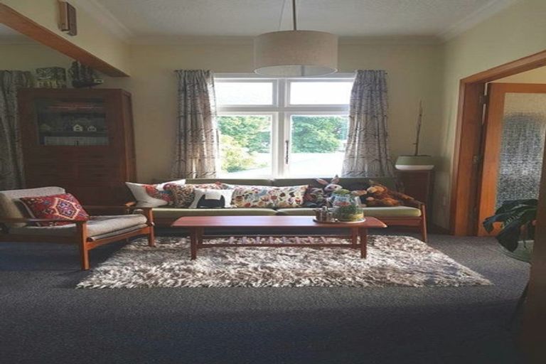 Photo of property in 76 Mcalpine Avenue, Mount Cook, Wellington, 6011