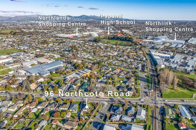 Photo of property in 96 Northcote Road, Northcote, Christchurch, 8052