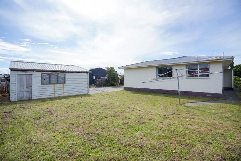 Photo of property in 17 Paisley Street, Kew, Invercargill, 9812