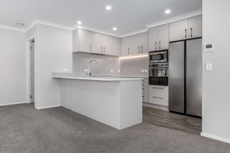 Photo of property in 168 Karuhiruhi Street, Waikanae, 5036