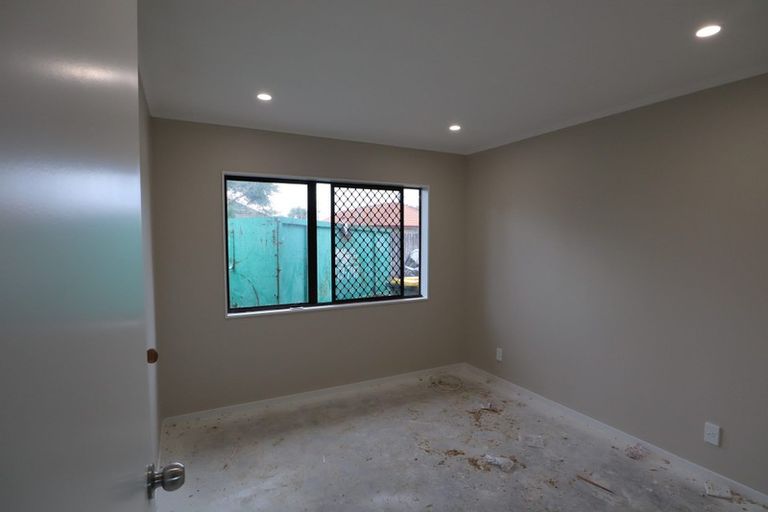 Photo of property in 2/10 Airfield Road, Takanini, 2112