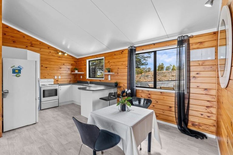 Photo of property in 2 Valley View Lane, Hakaru, 0975