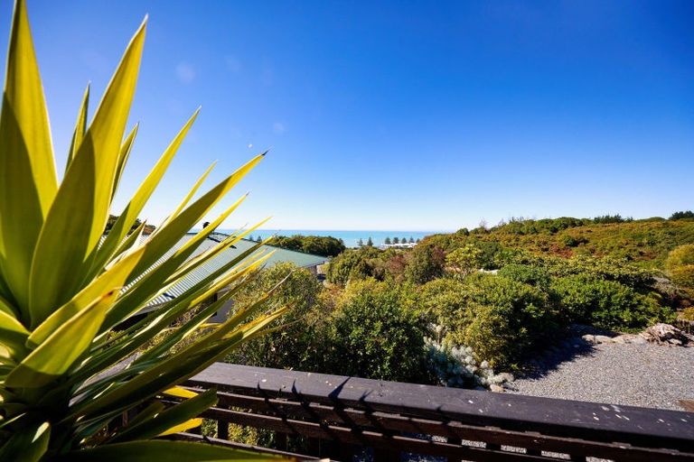 Photo of property in 14 Whitby Place, Kaikoura, 7300