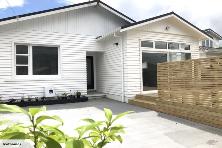 Photo of property in 4 Moana Grove, Waiwhetu, Lower Hutt, 5010