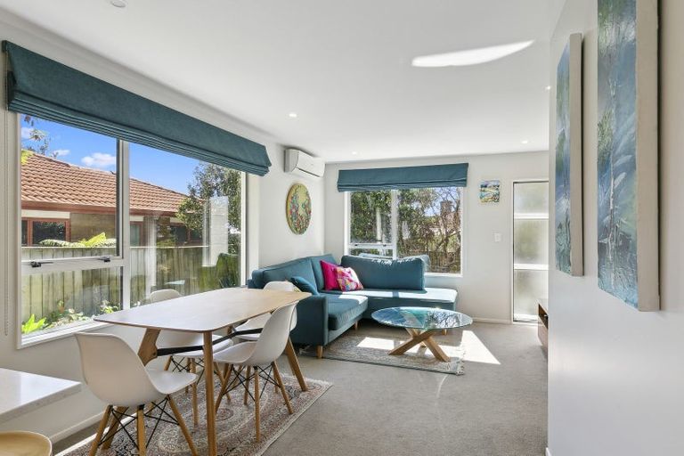 Photo of property in 69u7 Freyberg Street, Lyall Bay, Wellington, 6022