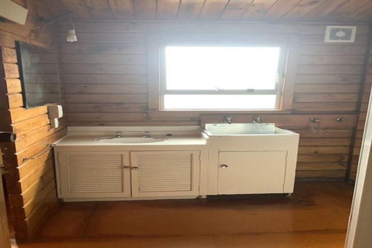 Photo of property in 2/176 Edgeware Road, Edgeware, Christchurch, 8013