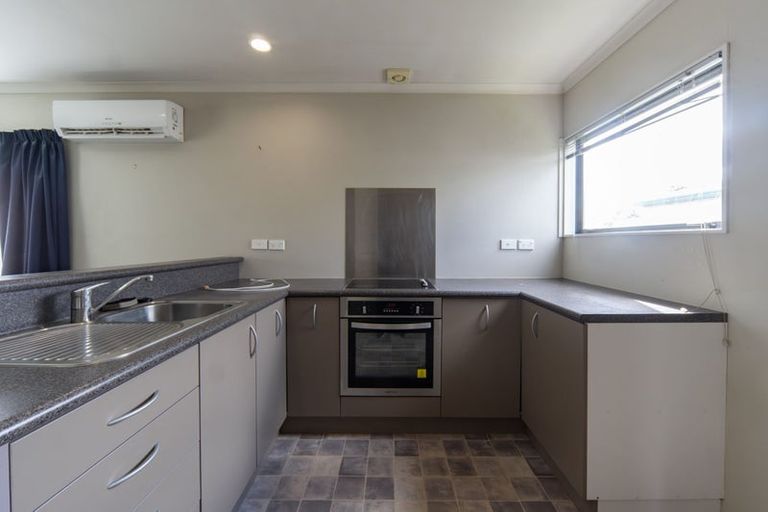 Photo of property in 7 Saint Lukes Place, Bader, Hamilton, 3206